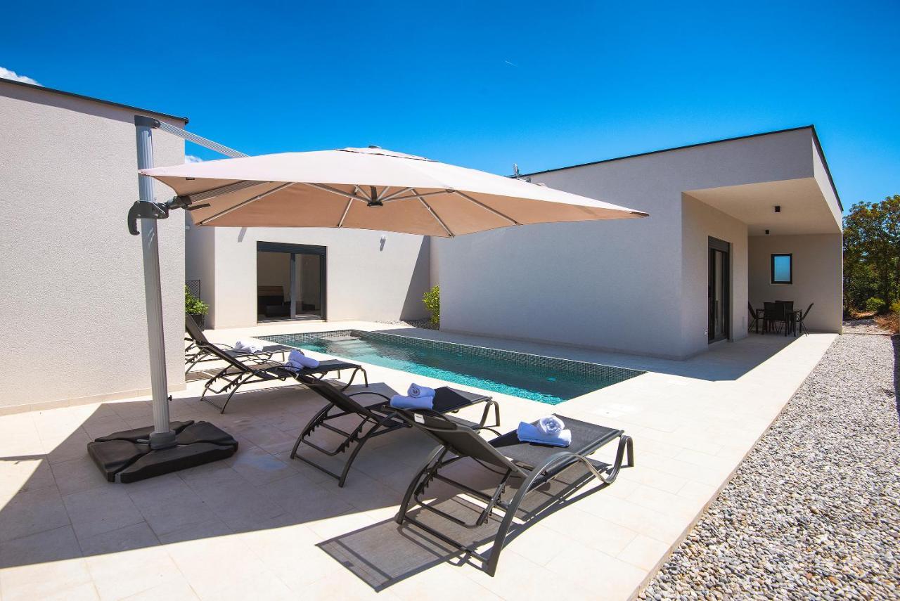Vila Nauta - Luxury In Vintijan, Near Pula Esterno foto